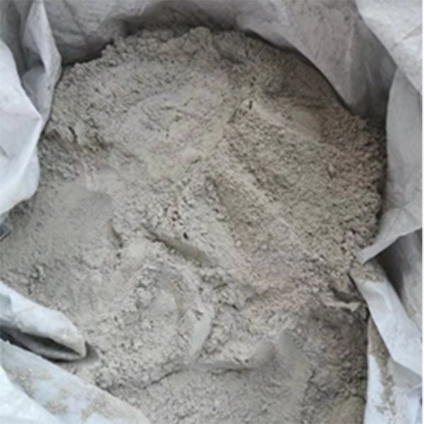 Fly ash discharged from quenching tower bottom after adding salt inhibitor